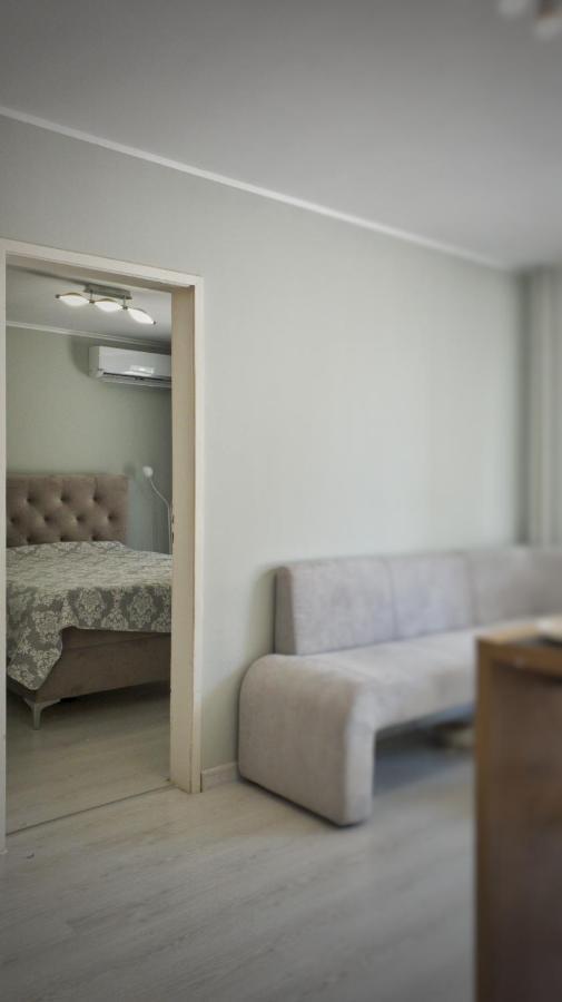 Cozy Studio Near The Park With Huge Verandah. Veliko Tarnovo Buitenkant foto