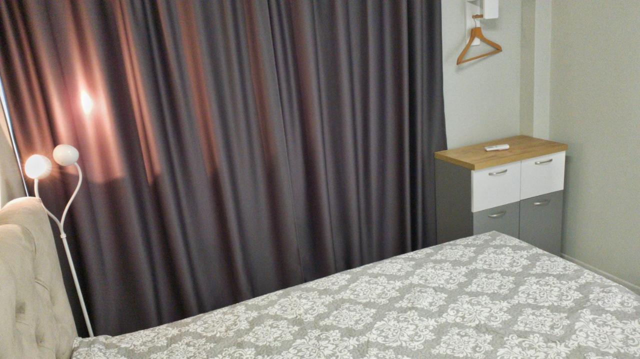 Cozy Studio Near The Park With Huge Verandah. Veliko Tarnovo Buitenkant foto